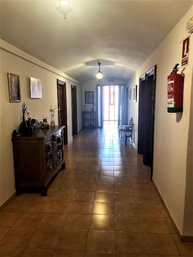 Monasterio De Santa Maria De Valvanera Anguiano Esterno foto