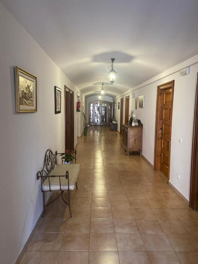 Monasterio De Santa Maria De Valvanera Anguiano Esterno foto