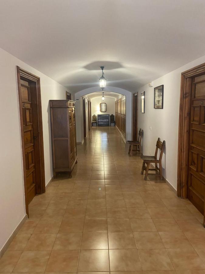 Monasterio De Santa Maria De Valvanera Anguiano Esterno foto