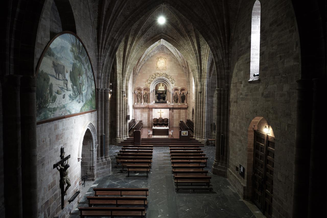 Monasterio De Santa Maria De Valvanera Anguiano Esterno foto
